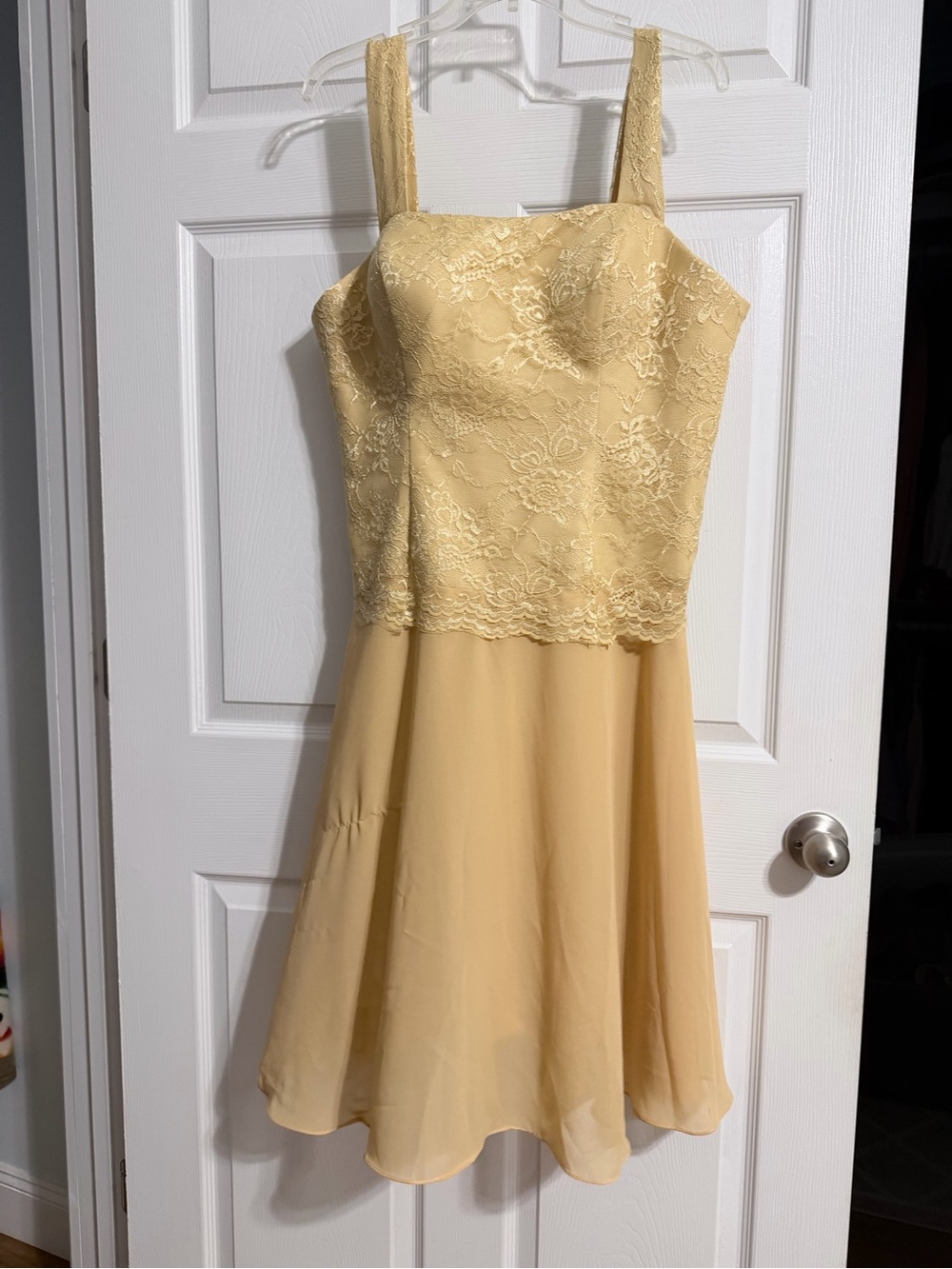 Women’s Lace Bodice Dress